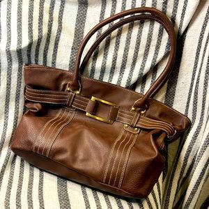 Brown w/ white stitching large Avon purse w/ organizer inside.